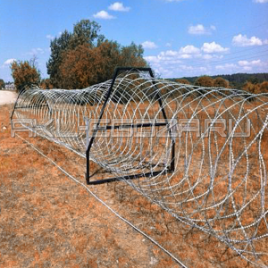 MOBILE SECURITY BARRIER RAZOR WIRE SBB